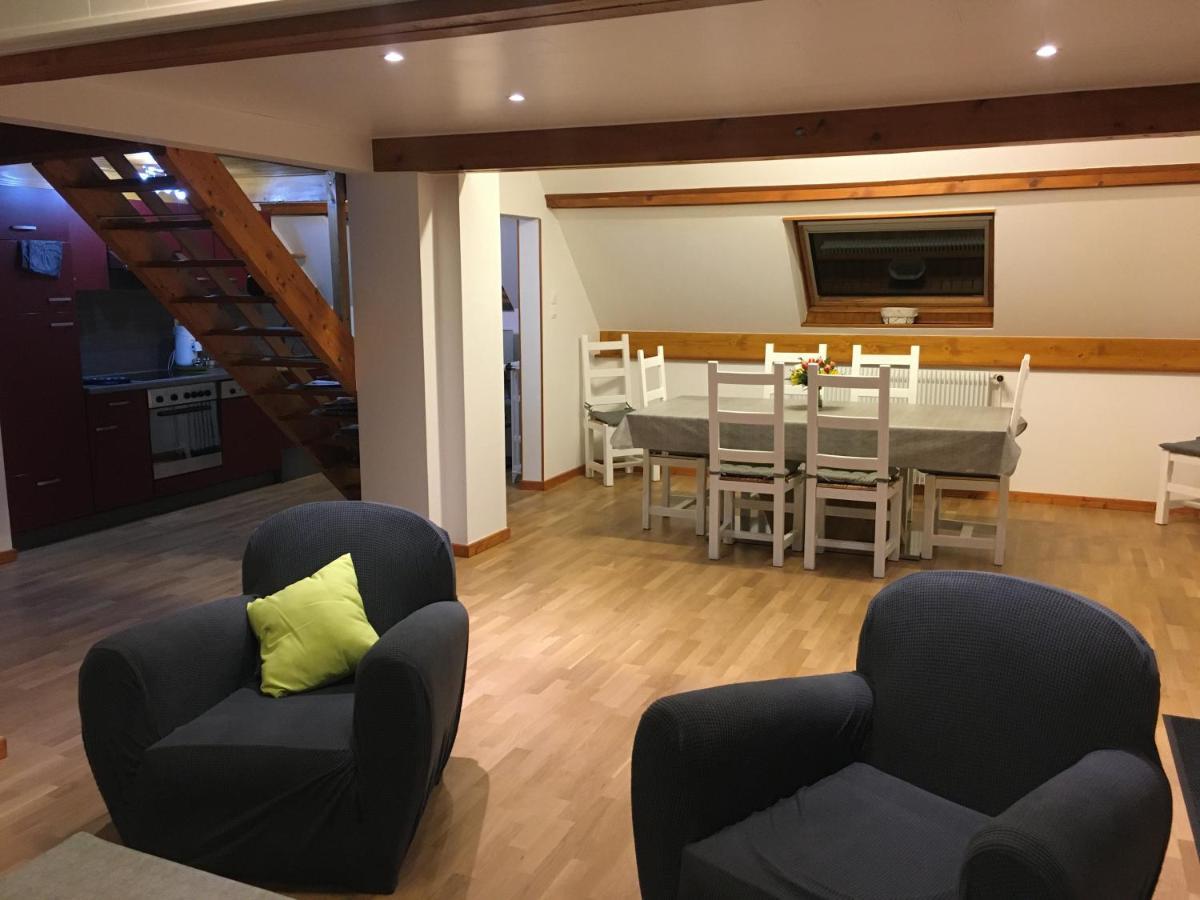 Gîte de la Salamandre - 4 à 8 personnes Lapoutroie Extérieur photo